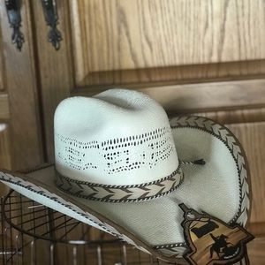 Beautiful western hat unisex